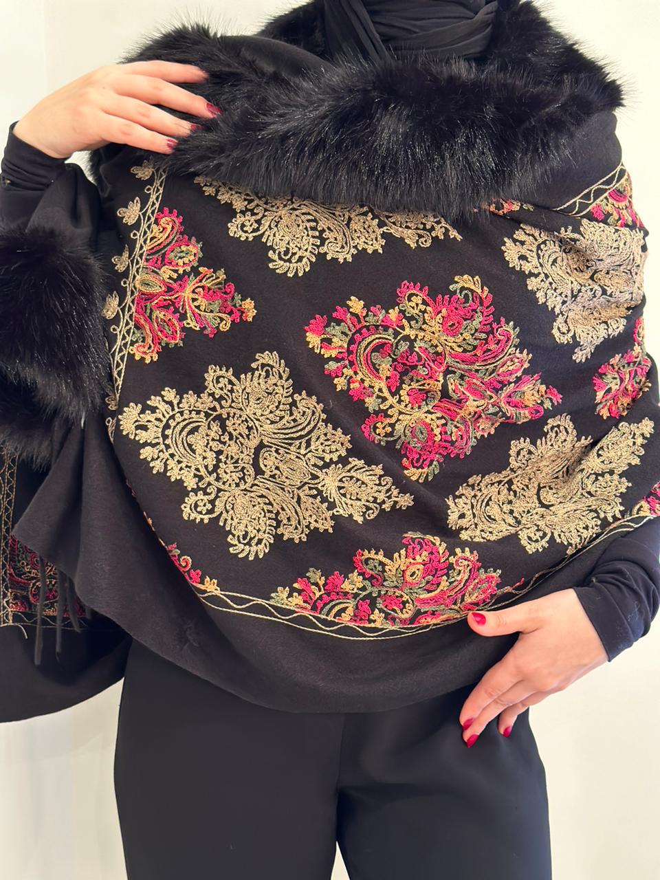 Black Blossom Shawl
